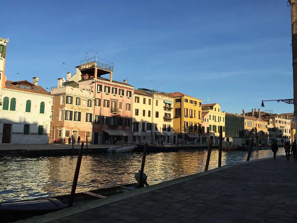 Guglie Luxury Apartment Venice